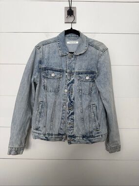 Pacsun Women’s Small Light Wash Denim Trucker Jacket